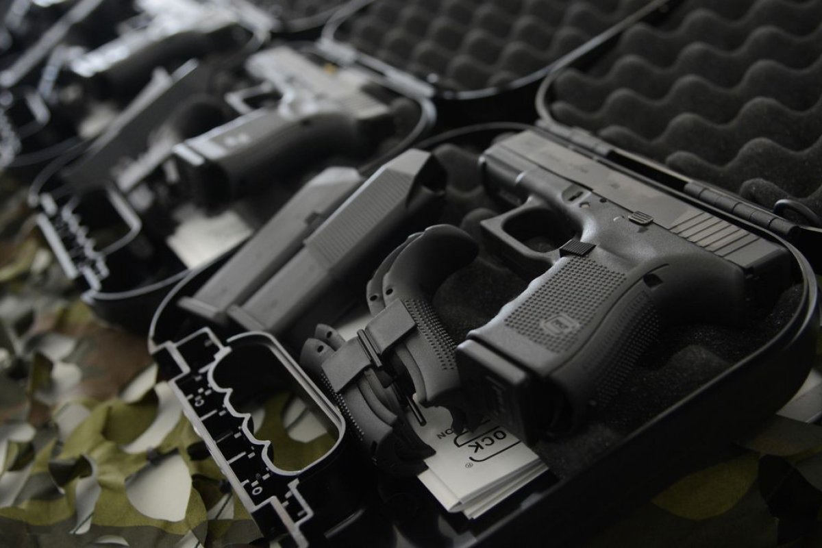 Novo decreto de armas proibirá compras de armas de 9 mm