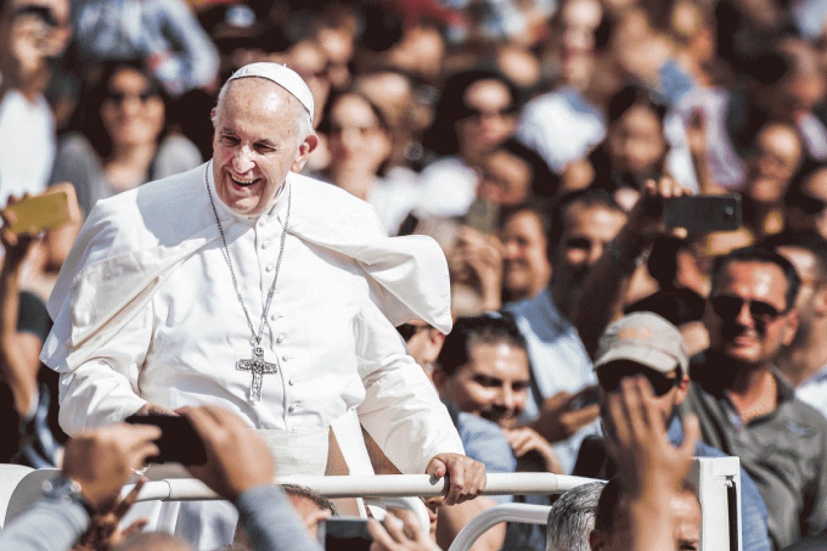 Papa abole segredo pontifício para casos de abusos de menores