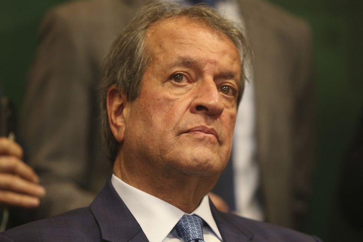 Presidente do PL diz que TSE persegue Bolsonaro e que isso faz a direita reagir 