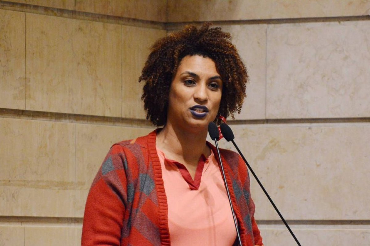Caso Marielle Franco: Élcio revela em delação que arma usada era do Bope