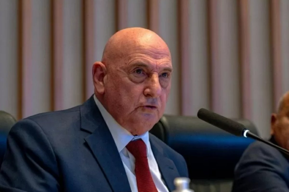 General Gonçalves Dias pede ao STF autorização para não depor na CPI do MST