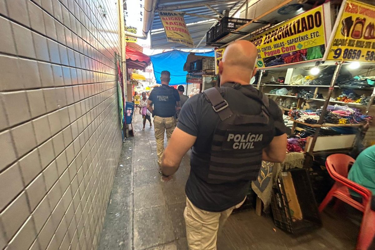 Homem é preso com drogas em ação da Polícia Civil no Centro de Salvador 
