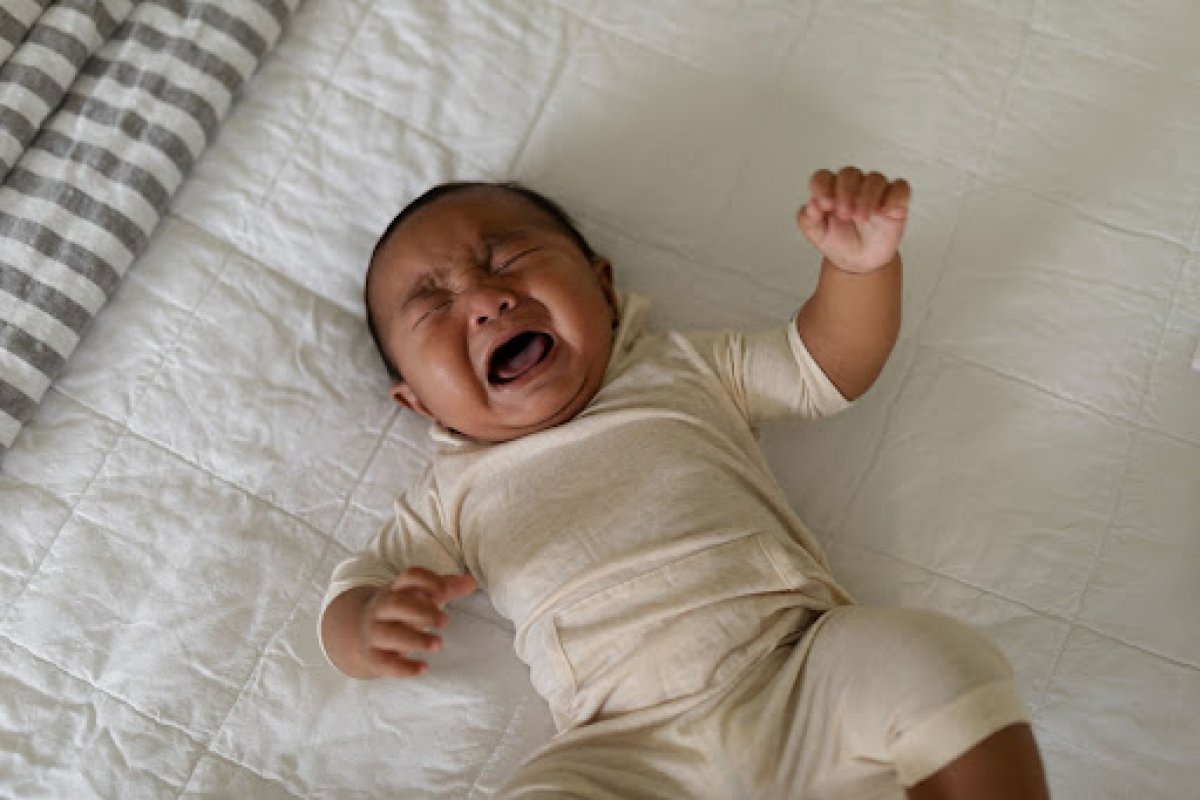 Bebês podem ter pesadelos e precisam de afeto para dormirem melhor!