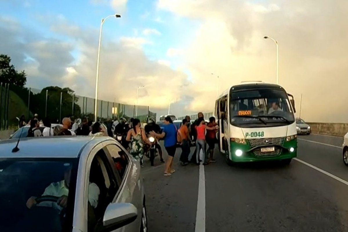 Após dois dias de greve, rodoviários de empresas da RMS voltam às atividades 
