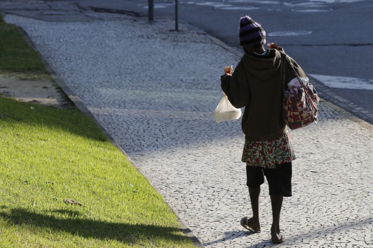 STF determina que governo apresente plano de política nacional para a população em situação de rua