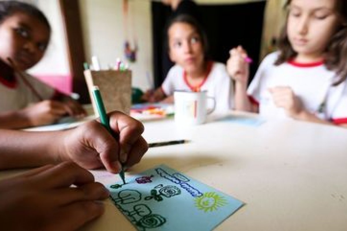 Lula sanciona programa que institui Escola em Tempo Integral