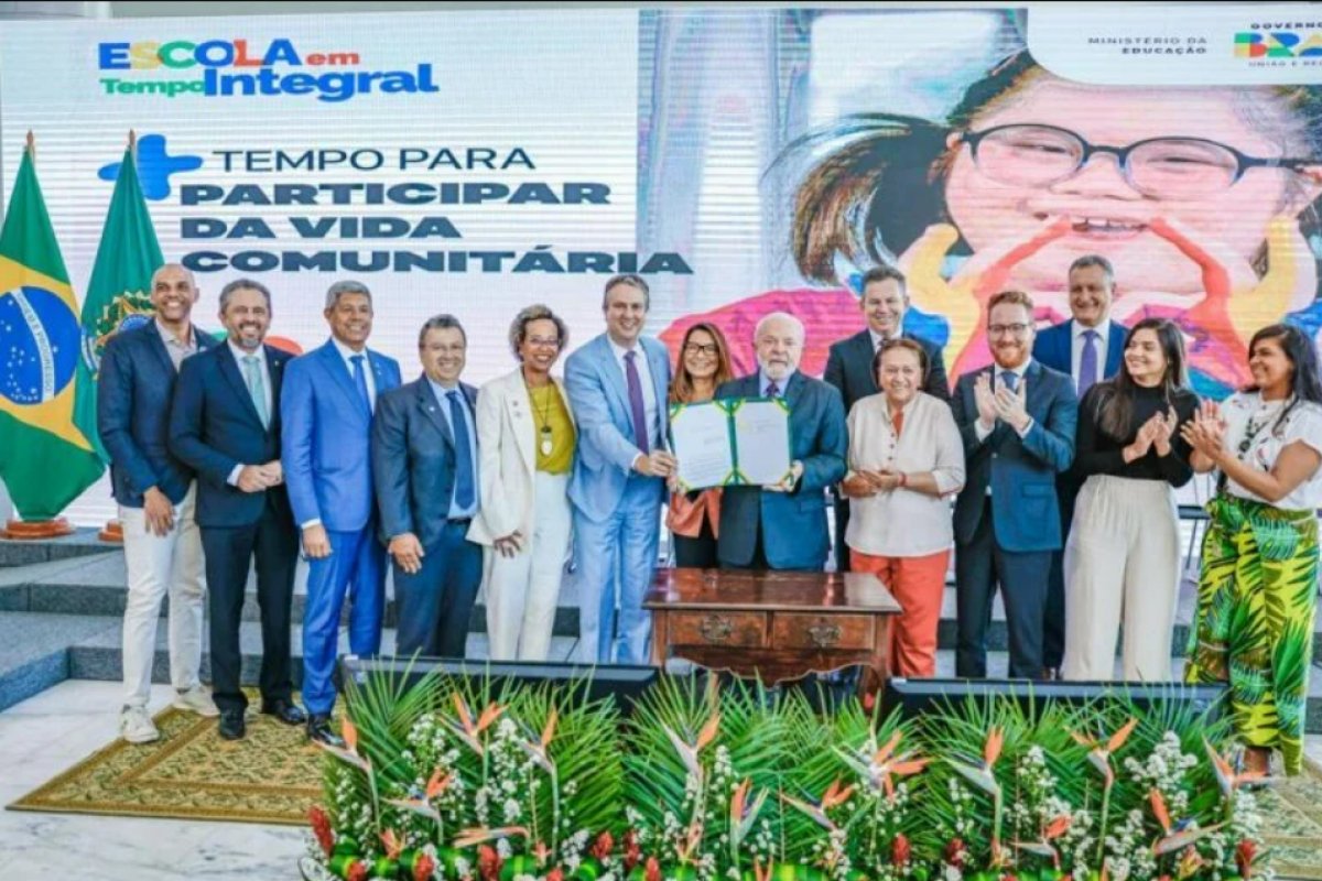 Presidente Lula sanciona Programa Escola em Tempo Integral com investimento de R$ 4 bilhões