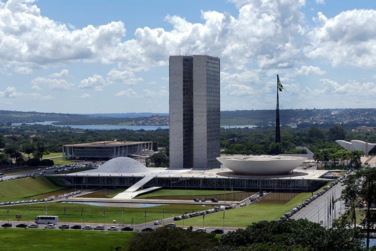Governo prorroga a vigência do Desenrola Brasil por 60 dias