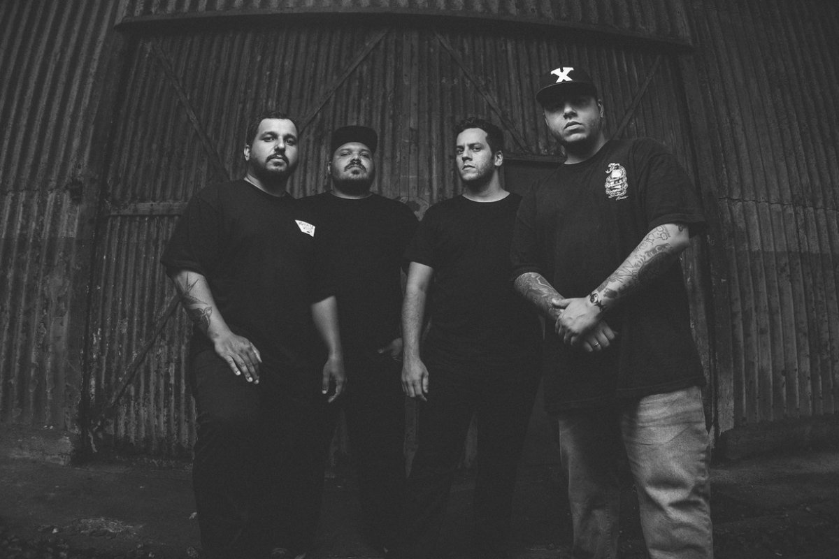  Bayside Kings fala de revolução pessoal no single (DES)OBEDECER