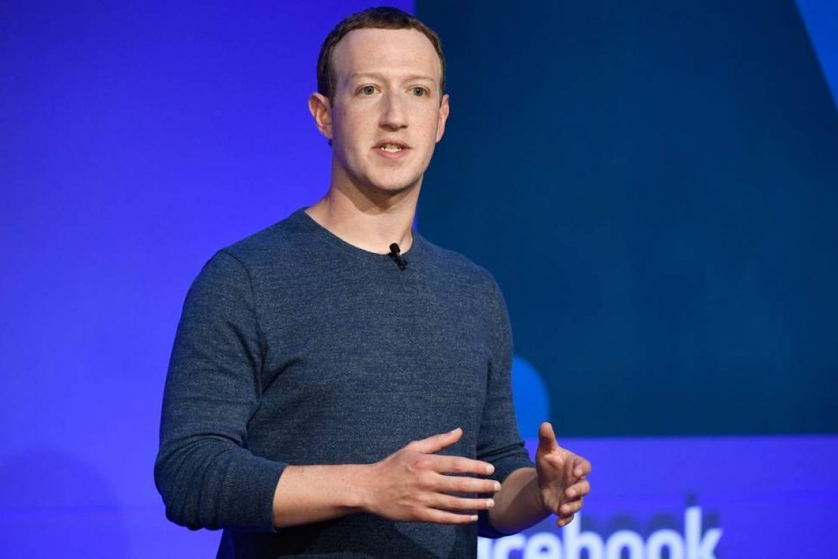 Facebook afirma que consegue saber localização de usuários mesmo com função desativada 