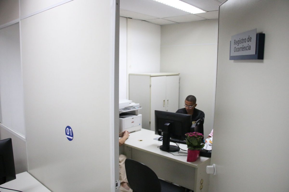 Mulheres podem ser ouvidas com hora marcada no SAC do Salvador Shopping