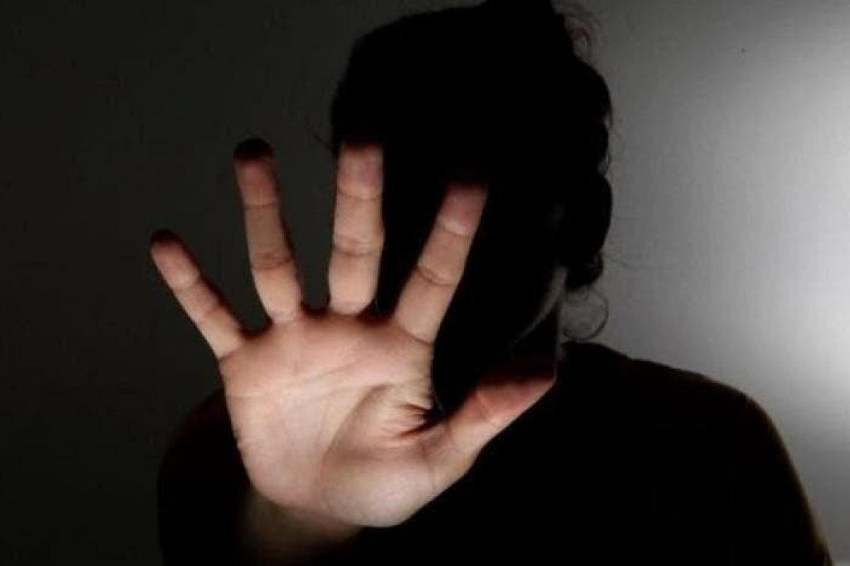 Alemão é preso acusado de manter mulher em cárcere privado há 12 anos