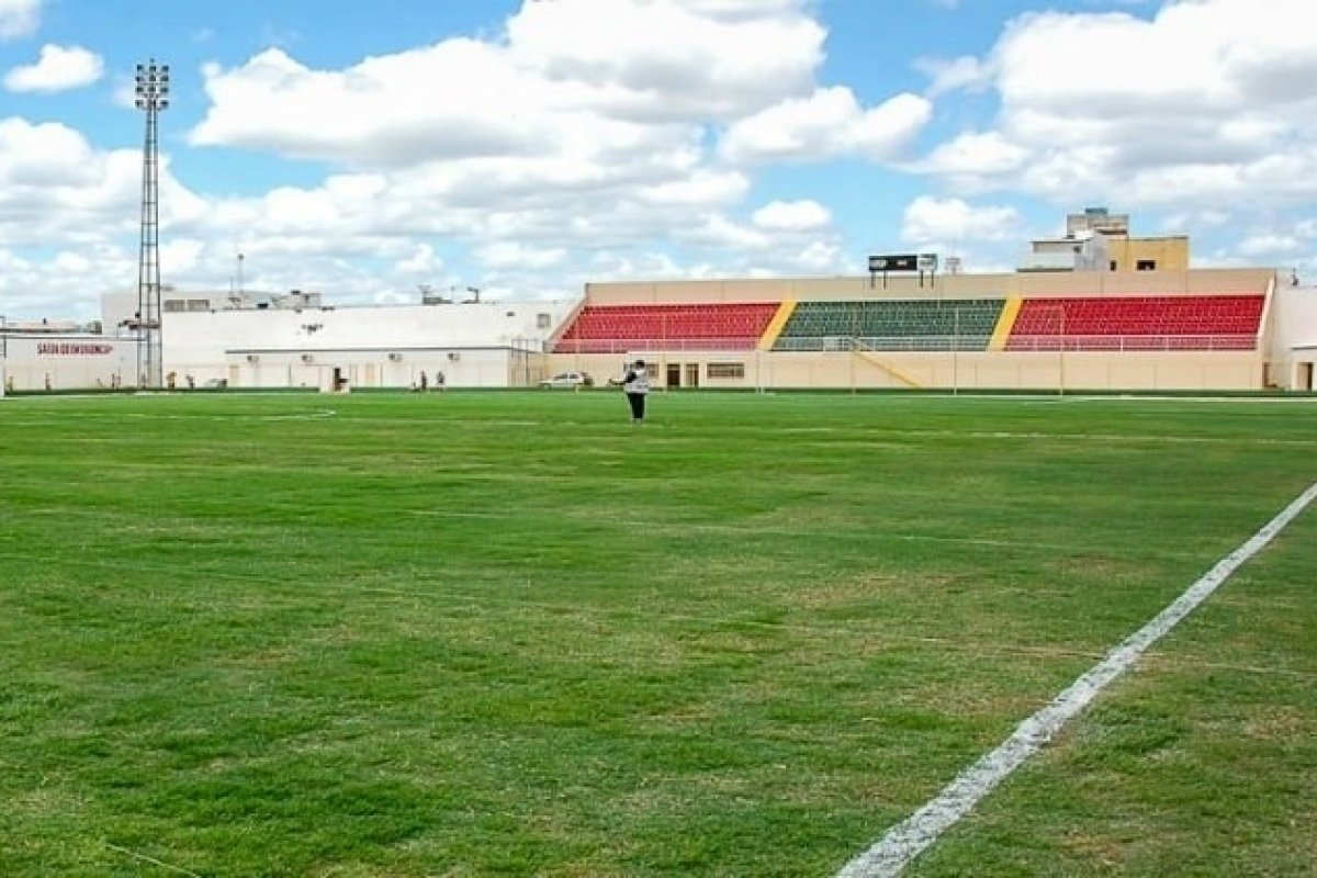 Governo de Juazeiro irá reformar o Estádio Adauto Moraes