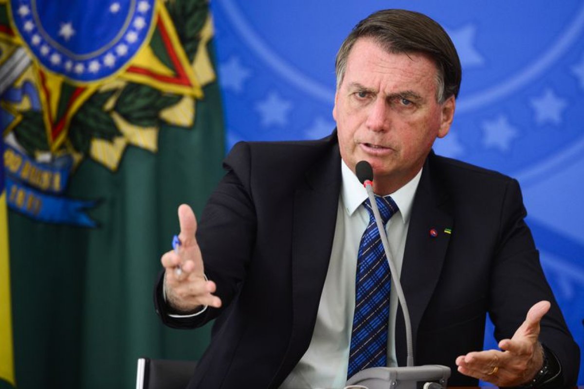 Ministro do STF envia pedido para investigar declaração de Bolsonaro de 2018
