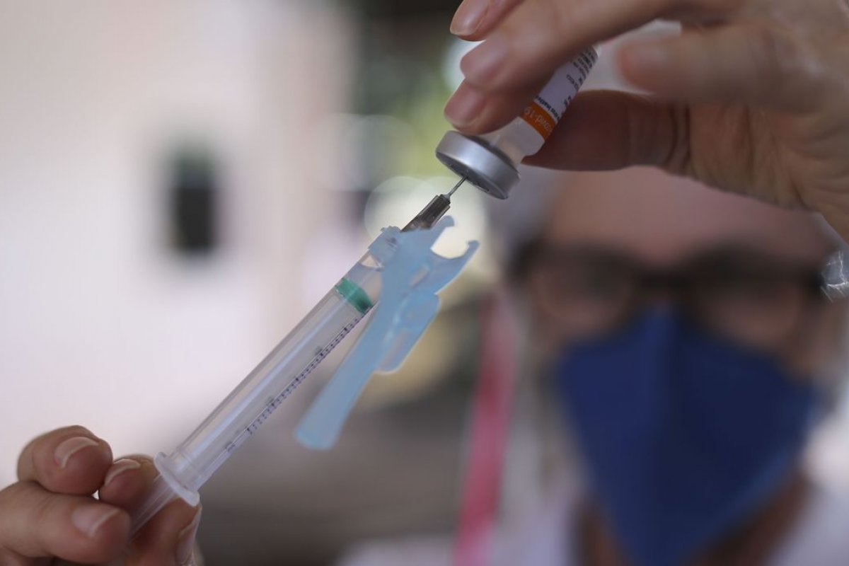 Confira os postos de vacinação contra a Covid-19 e gripe em Salvador nesta sexta (11)