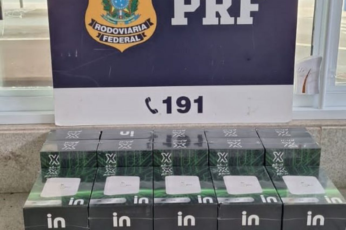 PRF apreende celulares e receptores de TV em operação de combate ao crime