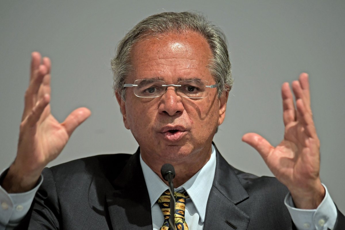 "Quem falar em CPMF está demitido", diz Guedes 