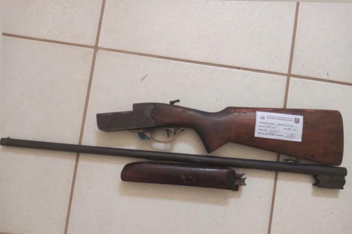 Espingarda é apreendida na zona rural de Xique-Xique, interior da Bahia 