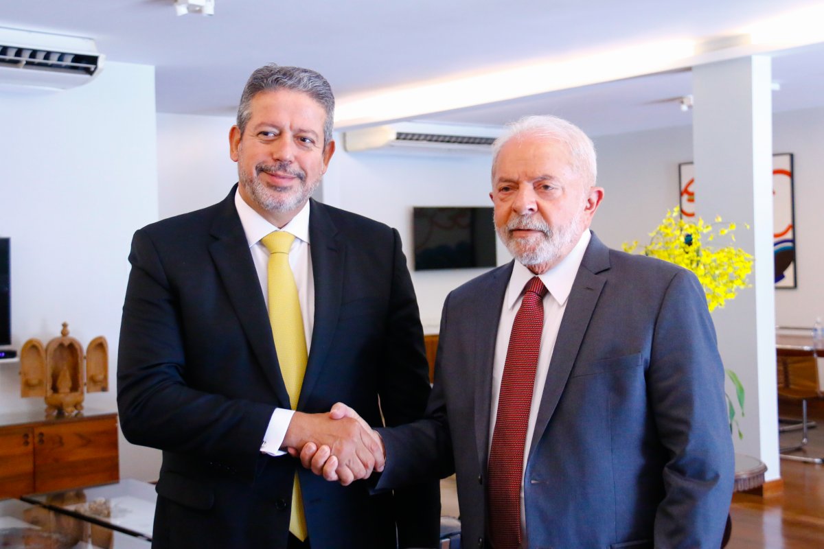 Para debater novos ministérios, Lula deve se reunir com Arthur Lira ainda esta semana
