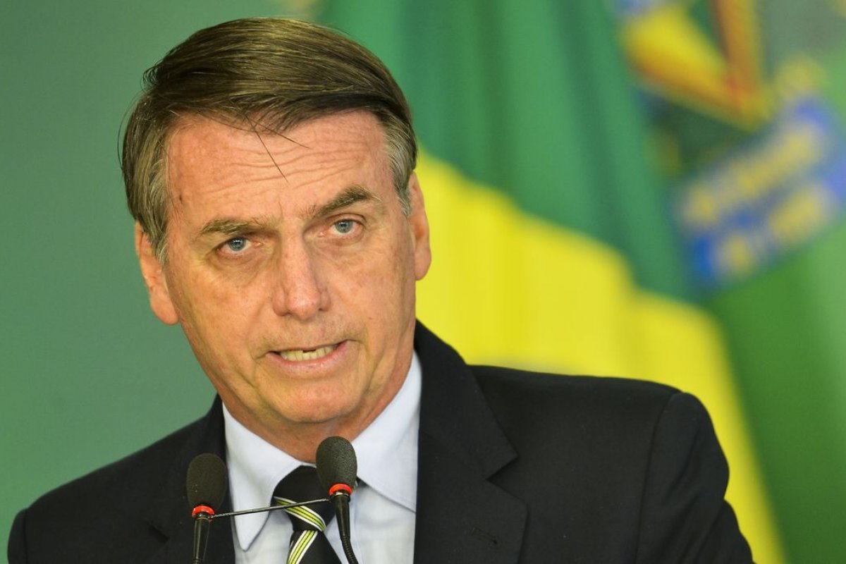 Ministério da Justiça diz que Bolsonaro criou “caos normativo” na política armamentista