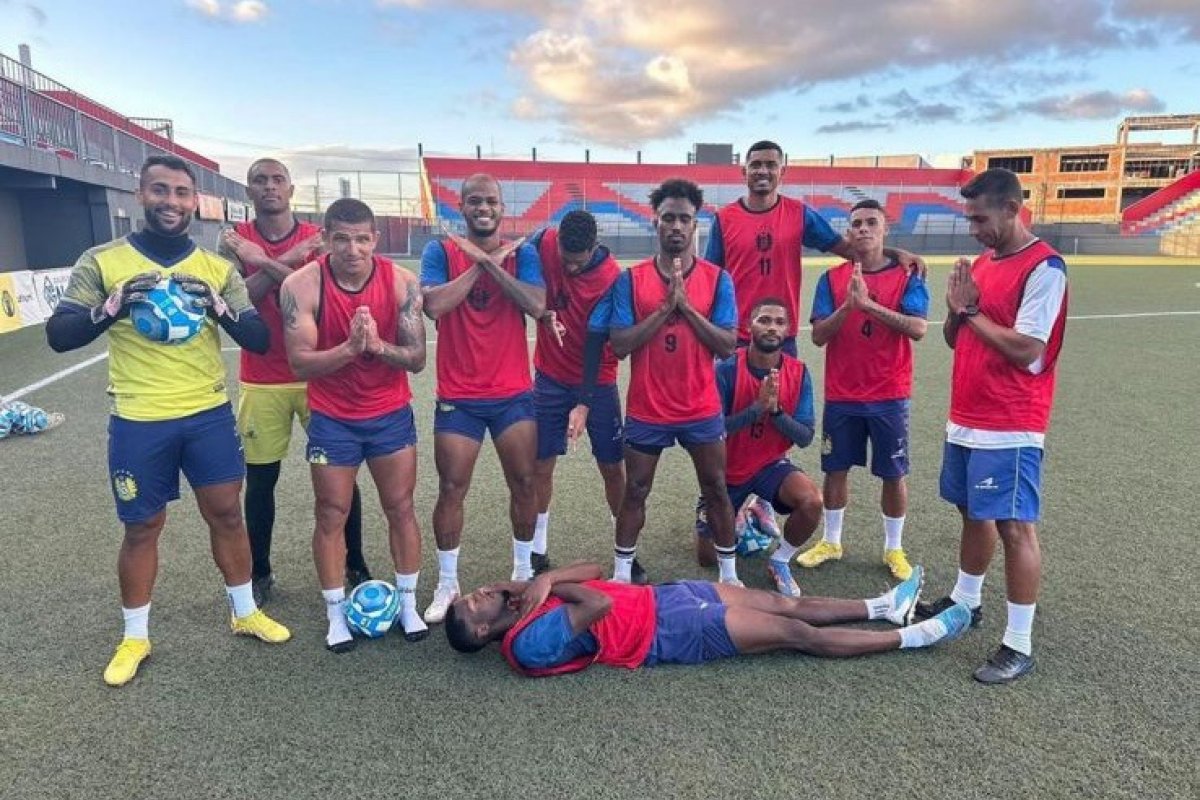 FBF repudia publicação do Nacional-AM que simula morte de atleta do Bahia de Feira