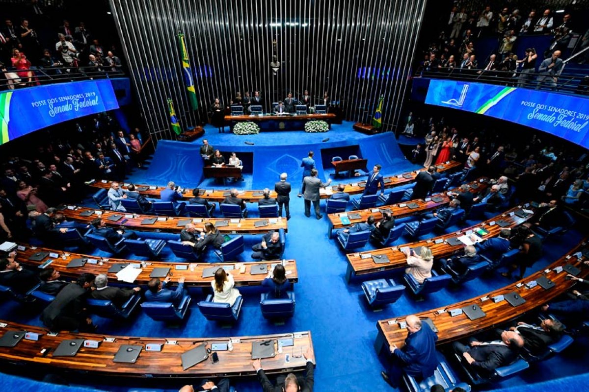 Principais comissões investigativas tem depoimentos importantes nesta terça (15)