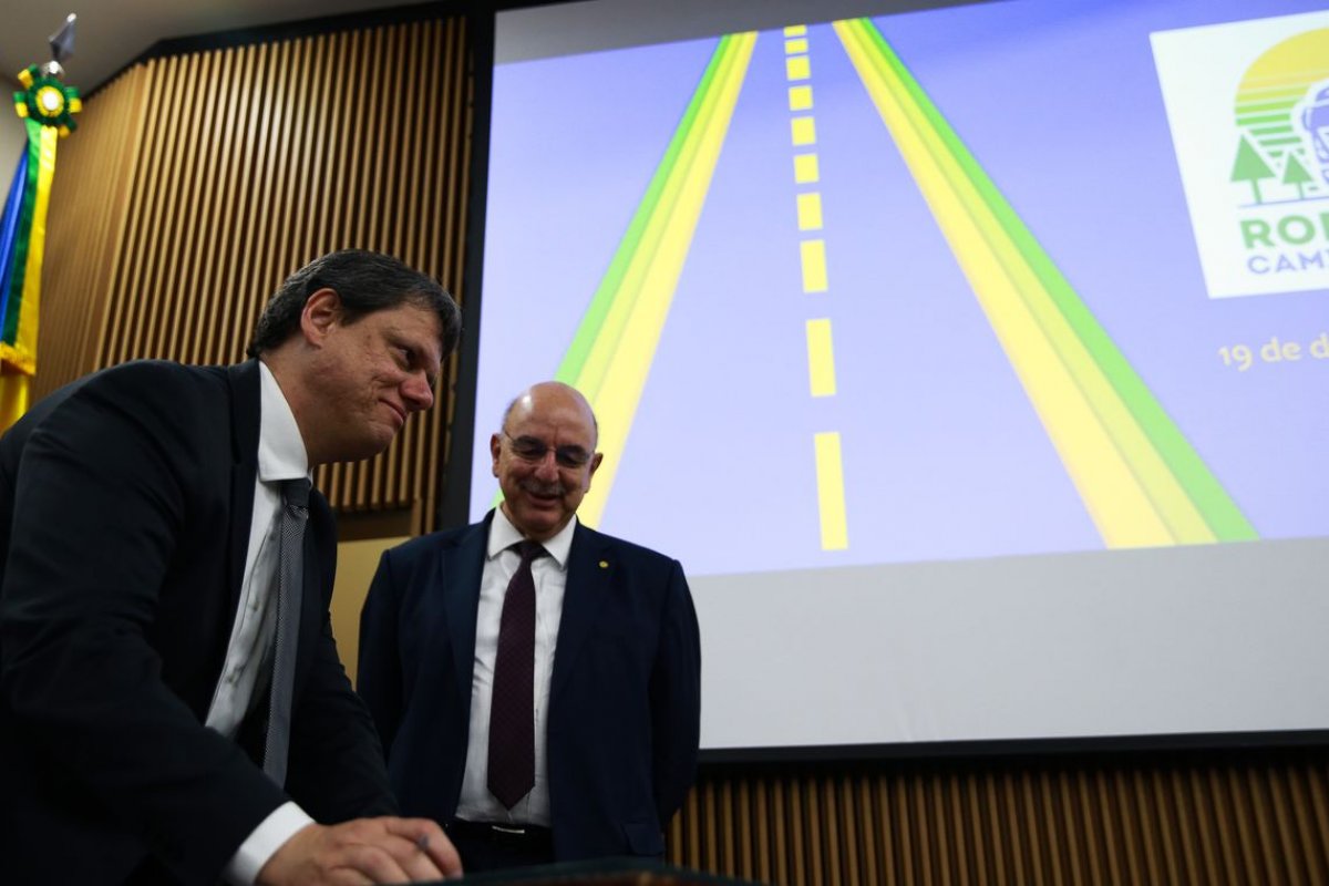 Governo Federal cria programa de incentivo à caminhoneiros autônomos 