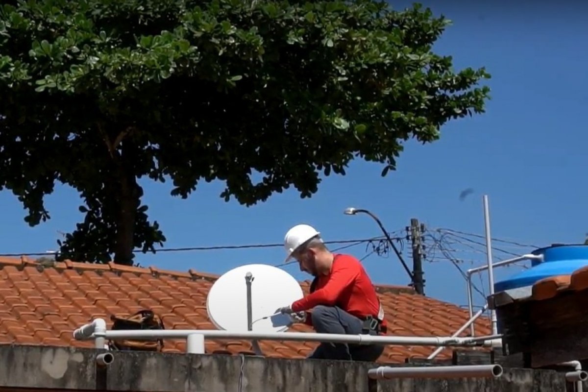 Itacaré ganha ação neste fim de semana para instalação gratuita da nova parabólica digital