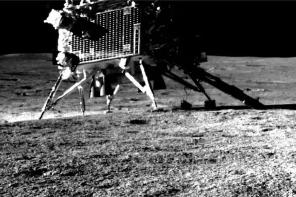 Sonda lunar indiana confirma presença de oxigênio e outros elementos no solo da Lua