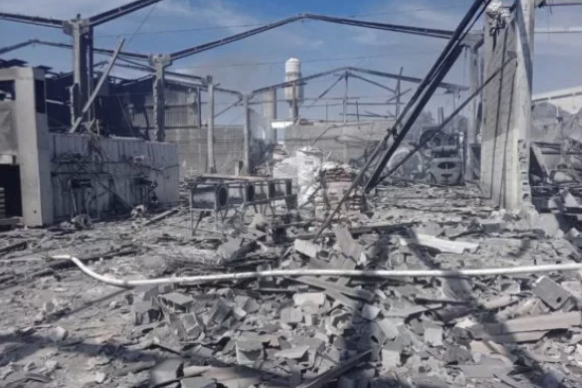Explosão de metalúrgica em SP deixa 4 mortos e mais de 30 feridos