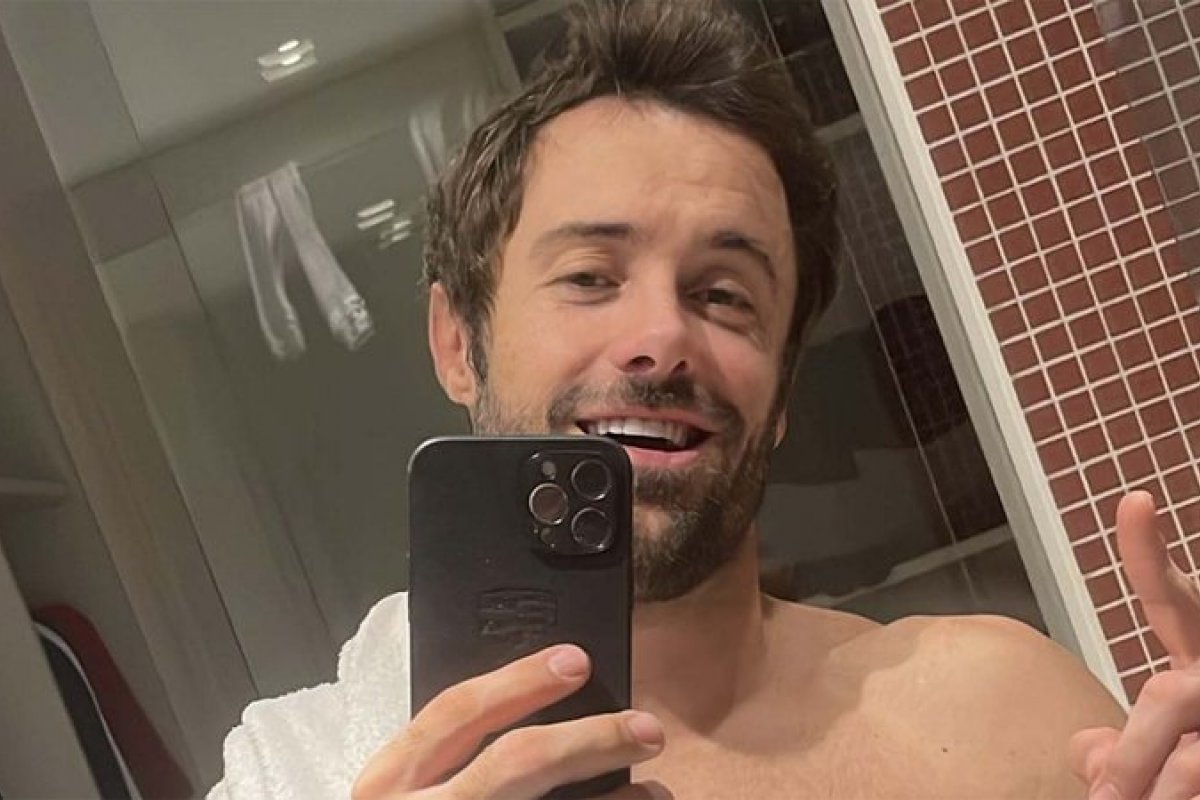 Ator Kayky Brito é transferido para hospital particular!