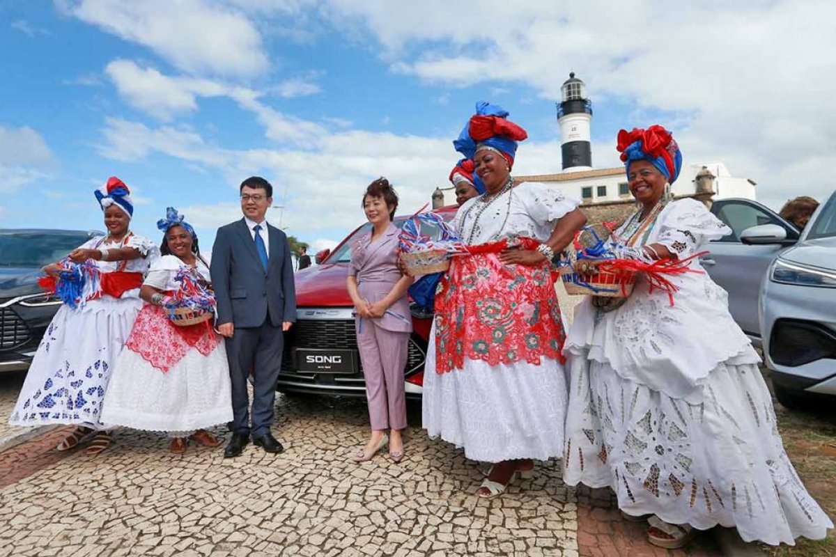 Após rumores sobre adiamento, BYD garante que planos para início da produção de carros elétricos na Bahia seguem inalterados 