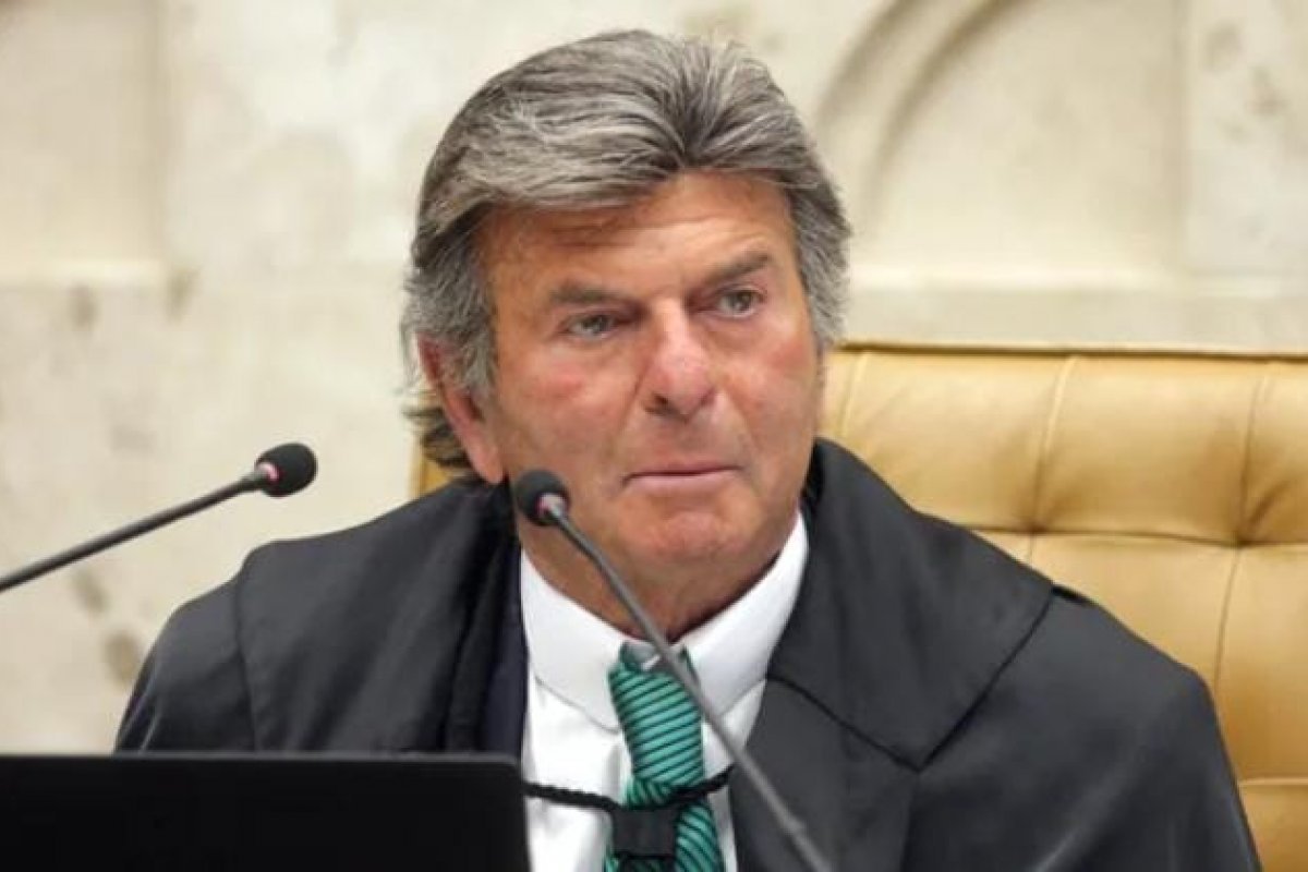 Fux suspende decisão que descredenciava fotógrafo da EBC de cobrir CPMI do 8 de janeiro