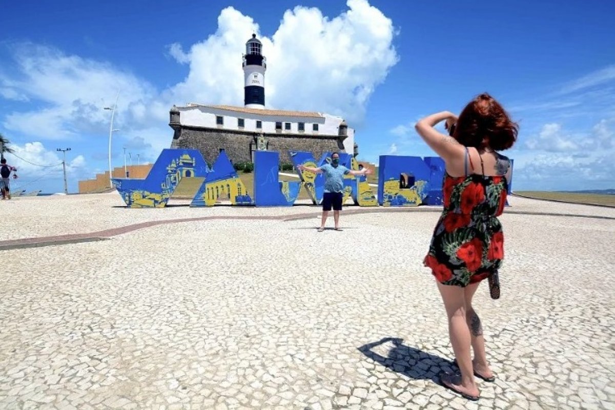 Serviços turísticos na Bahia têm o maior crescimento do Brasil em julho, diz IBGE 