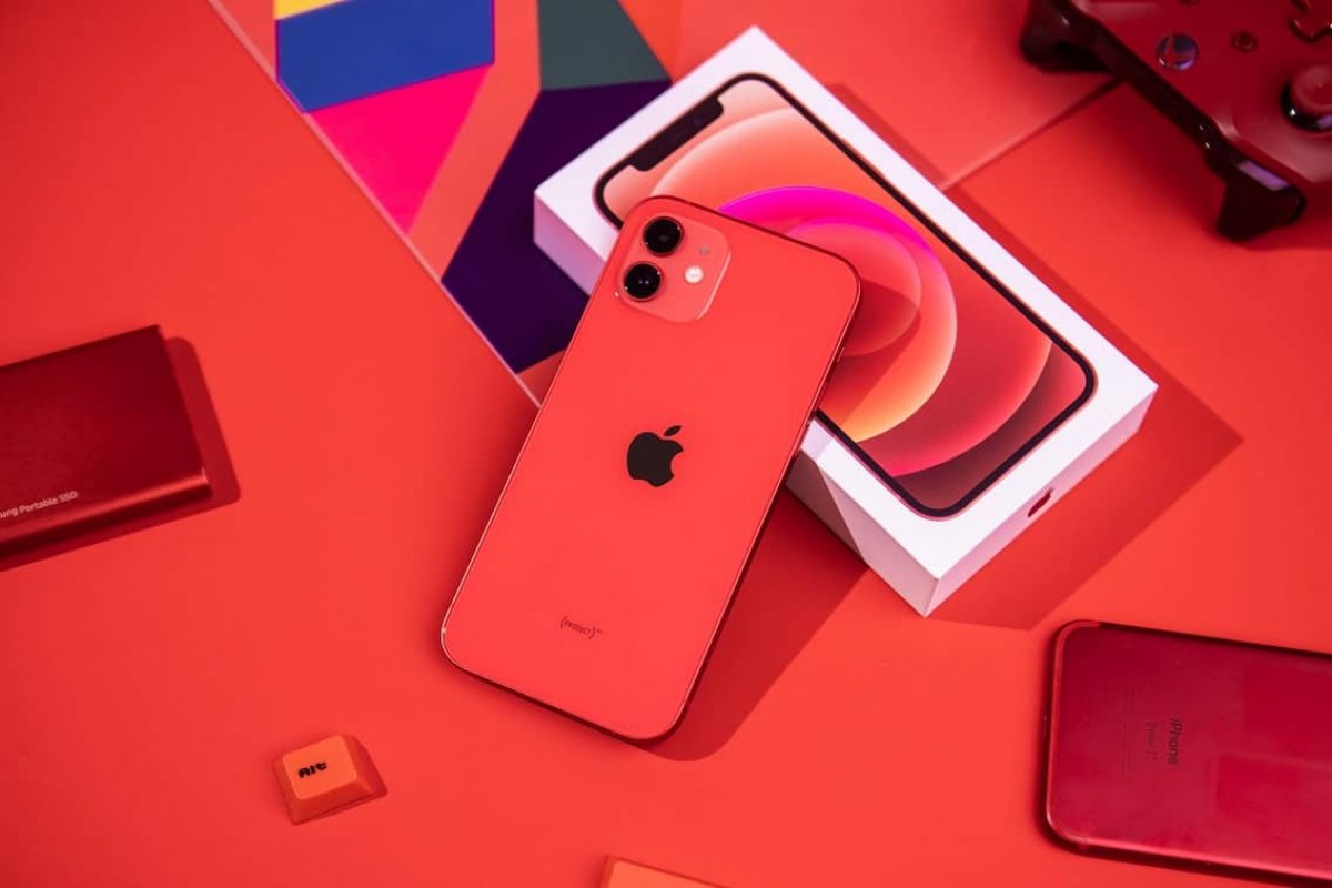 Após França anunciar suspensão, países europeus estudam proibir venda do iPhone 12