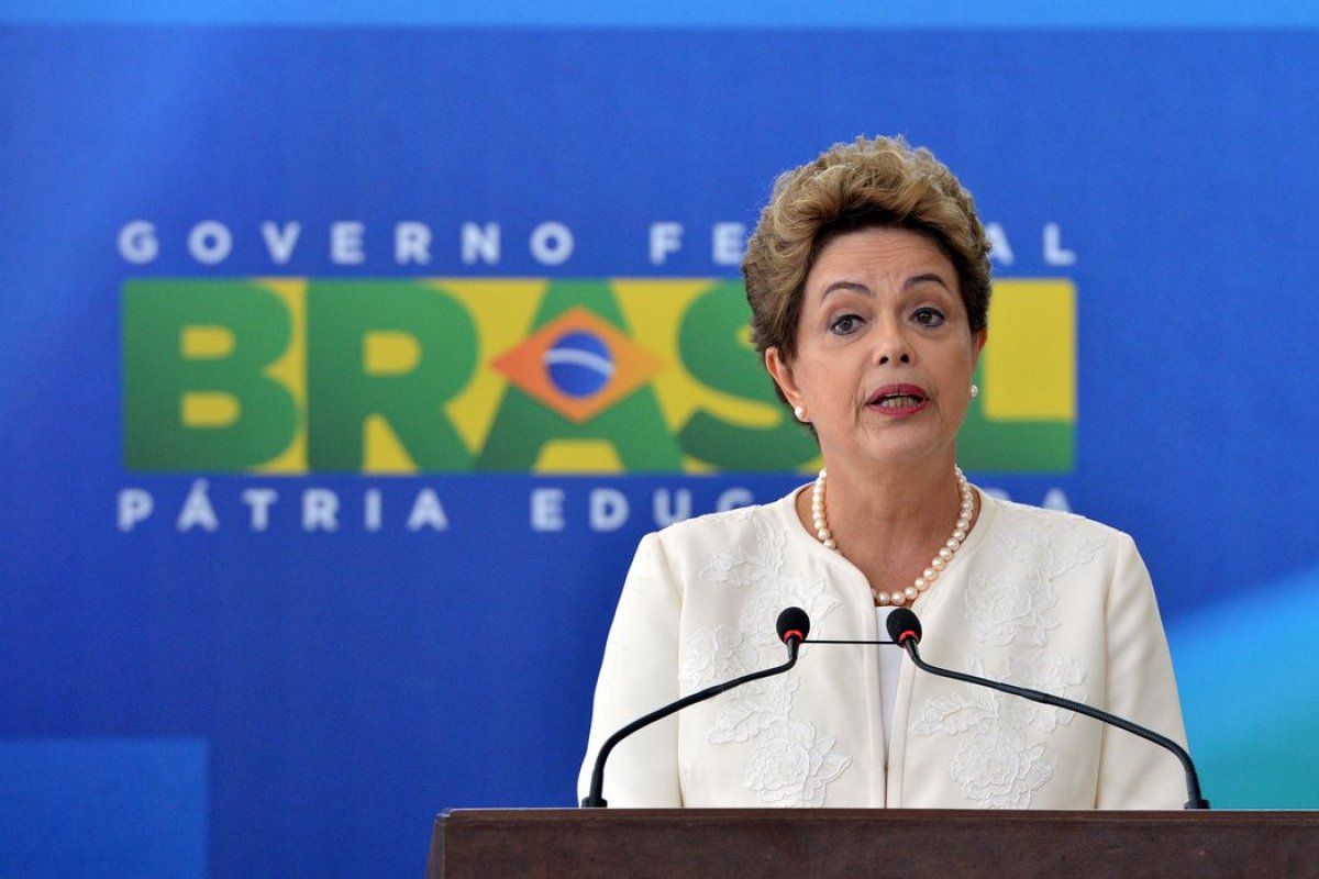 STF analisa conjunto de ações relacionado ao impeachment de Dilma Rousseff 