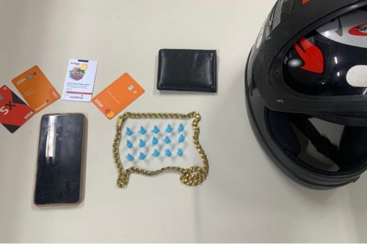 PM flagra homem com quantia de cocaína, em Vila de Abrantes