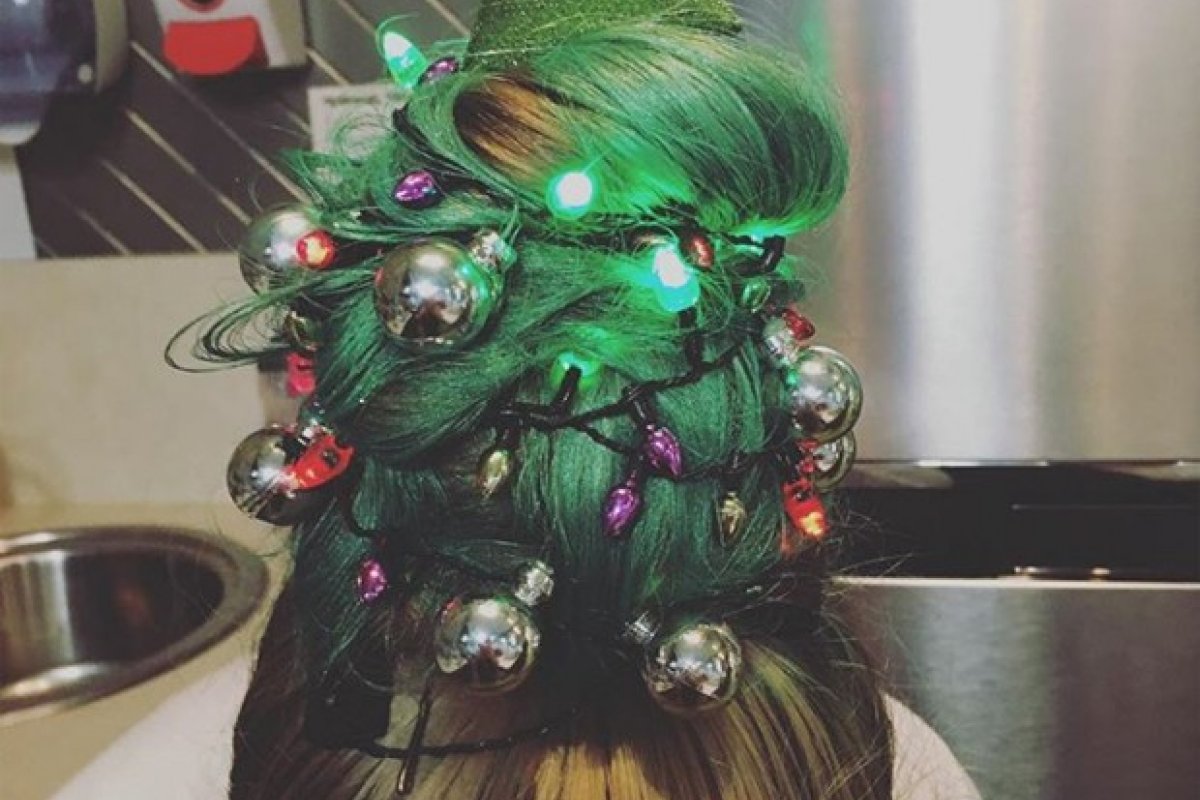 Decor de Natal na barba e cabelos são a tendência mais inusitada do momento!
