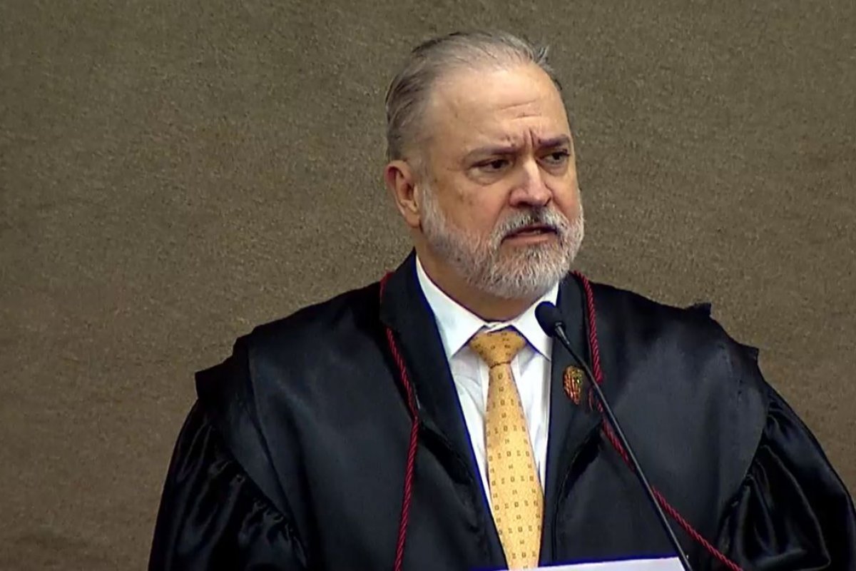 Aras firmou 37 acordos de colaboração e recuperou R$ 3,1 bilhões durante gestão