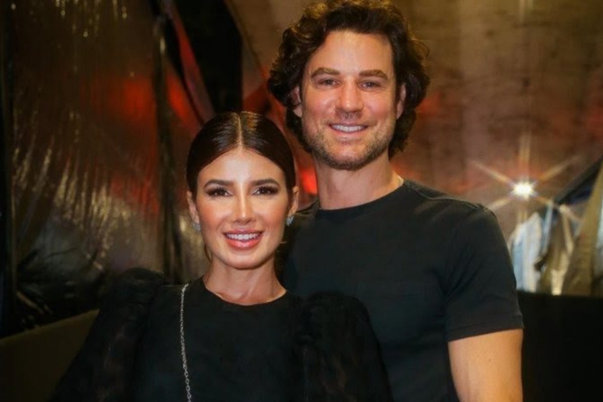 Paula Fernandes anuncia fim do namoro com o empresário Rony Cecconello, com quem estava desde 2019!