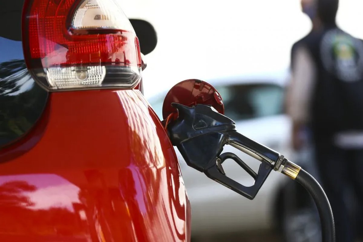 Prévia da inflação sobe 0,35% em setembro, puxada por alta no preço da gasolina  