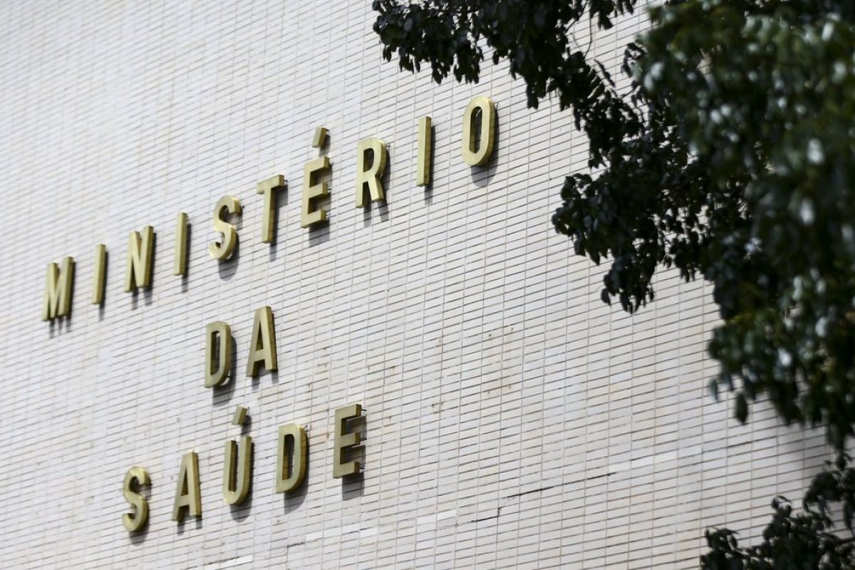 Ministério da Saúde firma contrato de R$ 87 milhões sem licitação