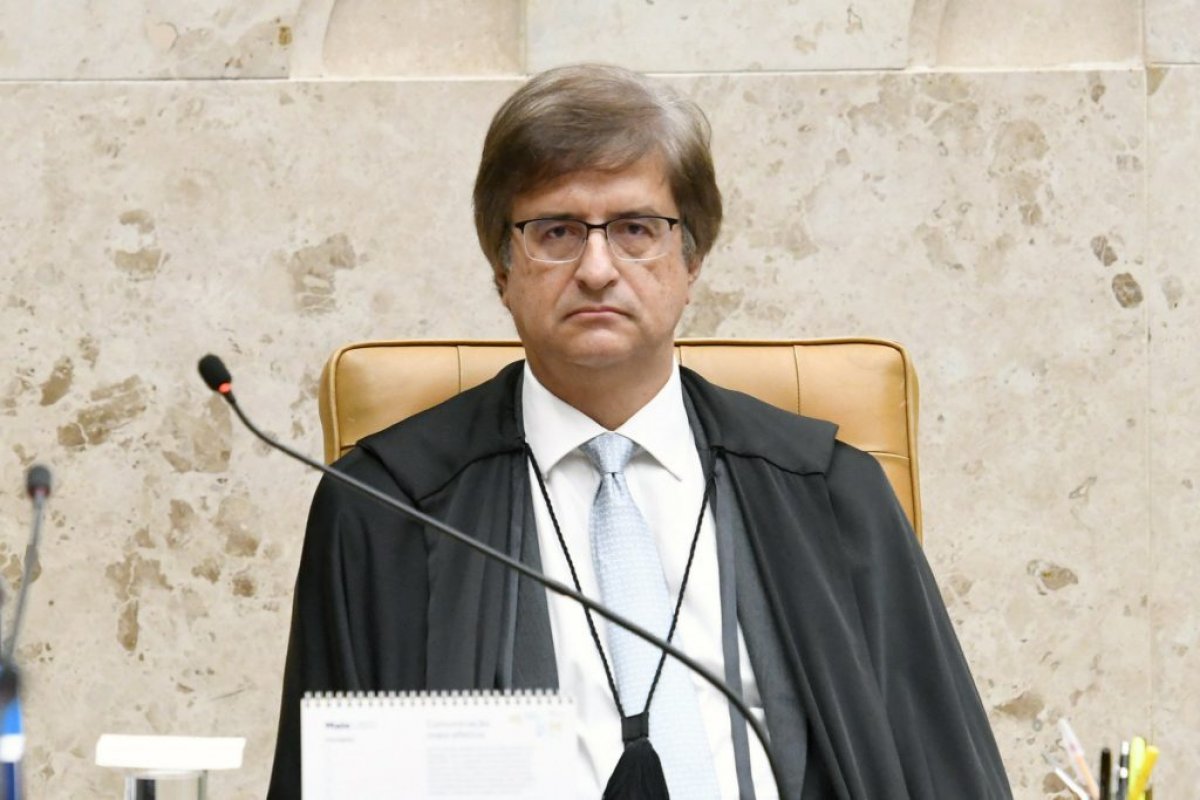 Gonet se manifesta contra inelegibilidade de Bolsonaro pelas lives realizadas na Alvorada