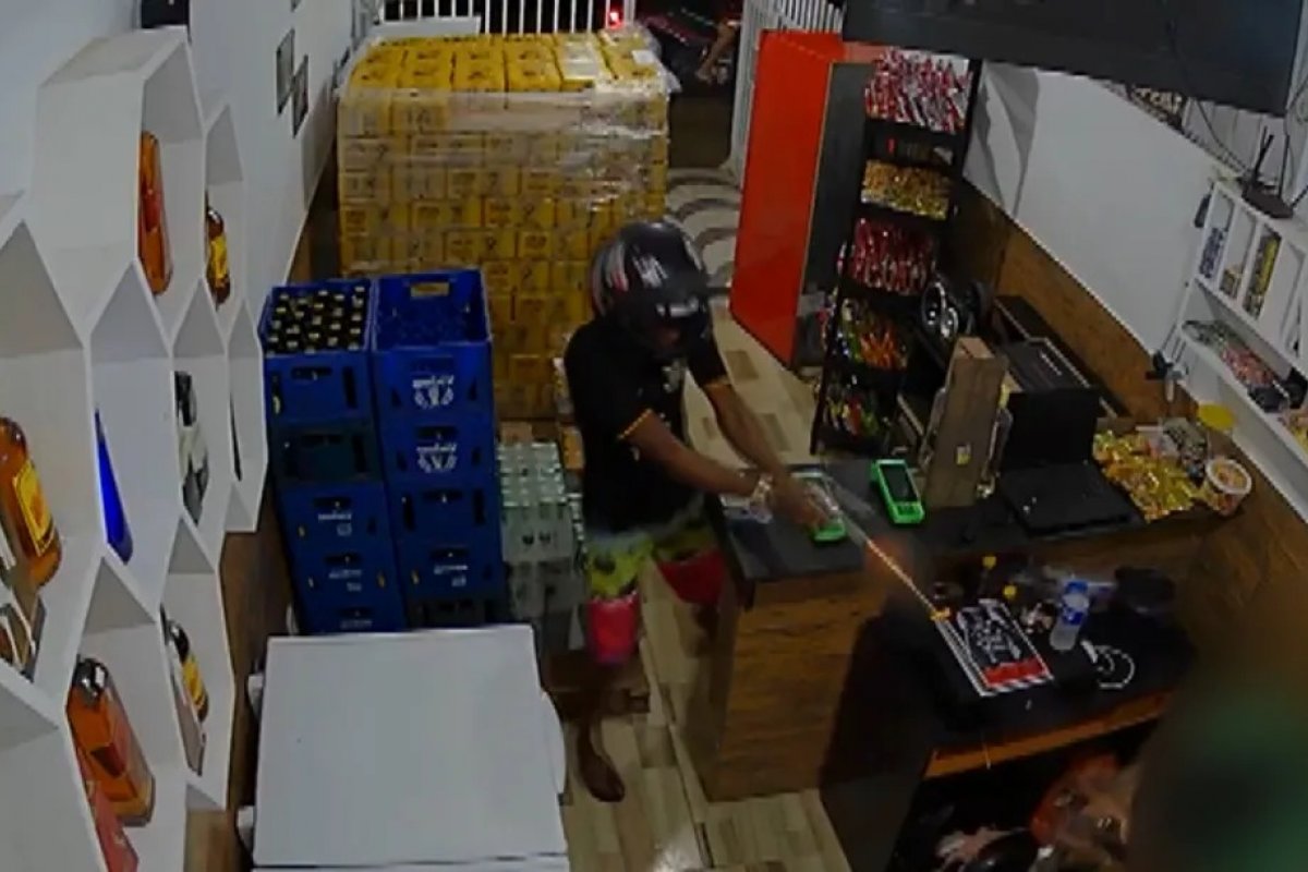 Homens trocam tiros em depósito de bebidas no baixo-sul da Bahia