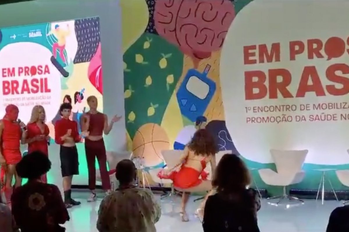 Ministério da Saúde emite nota lamentando coreografia feita em evento