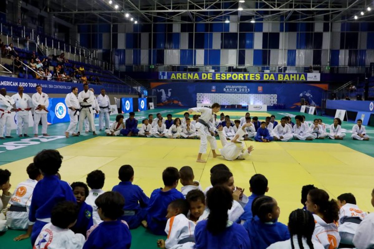Sudesb oferece aulas gratuitas de luta em Salvador e Lauro de Freitas