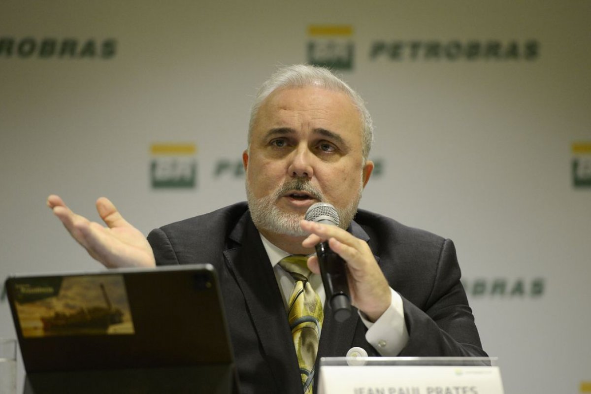 Preço do petróleo pode aumentar com guerra no Oriente, afirma presidente Petrobras, Jean Paul Prates