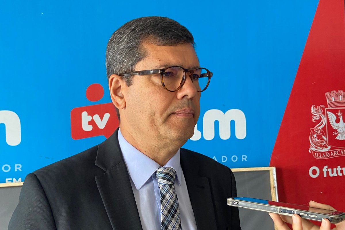 Tinoco critica governo por 'falta de transparência' do Centro de Convenções da Bahia e sugere doação de parte do equipamento à Salvador 