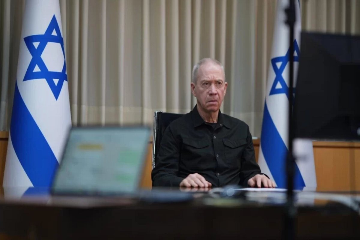 Ministro da Defesa de Israel diz que país é 'poderoso' e promete retaliação contra o Hamas