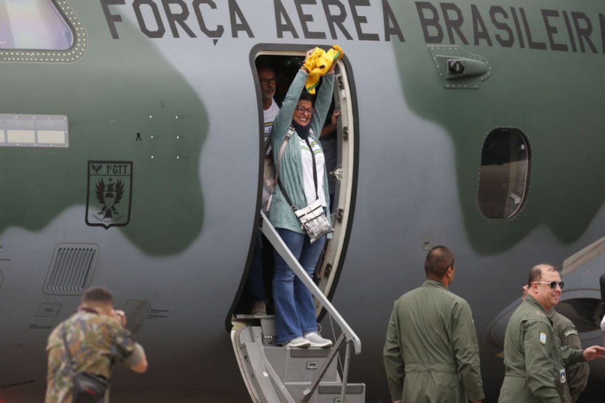 Mais de 700 brasileiros já foram resgatados de Israel após início dos conflitos